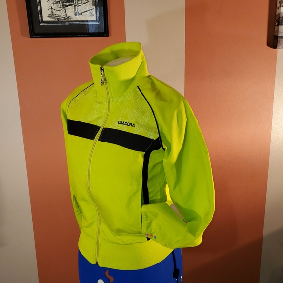 Diadora Ladies Sporty/Athletic Jacket - Picture 5 of 16